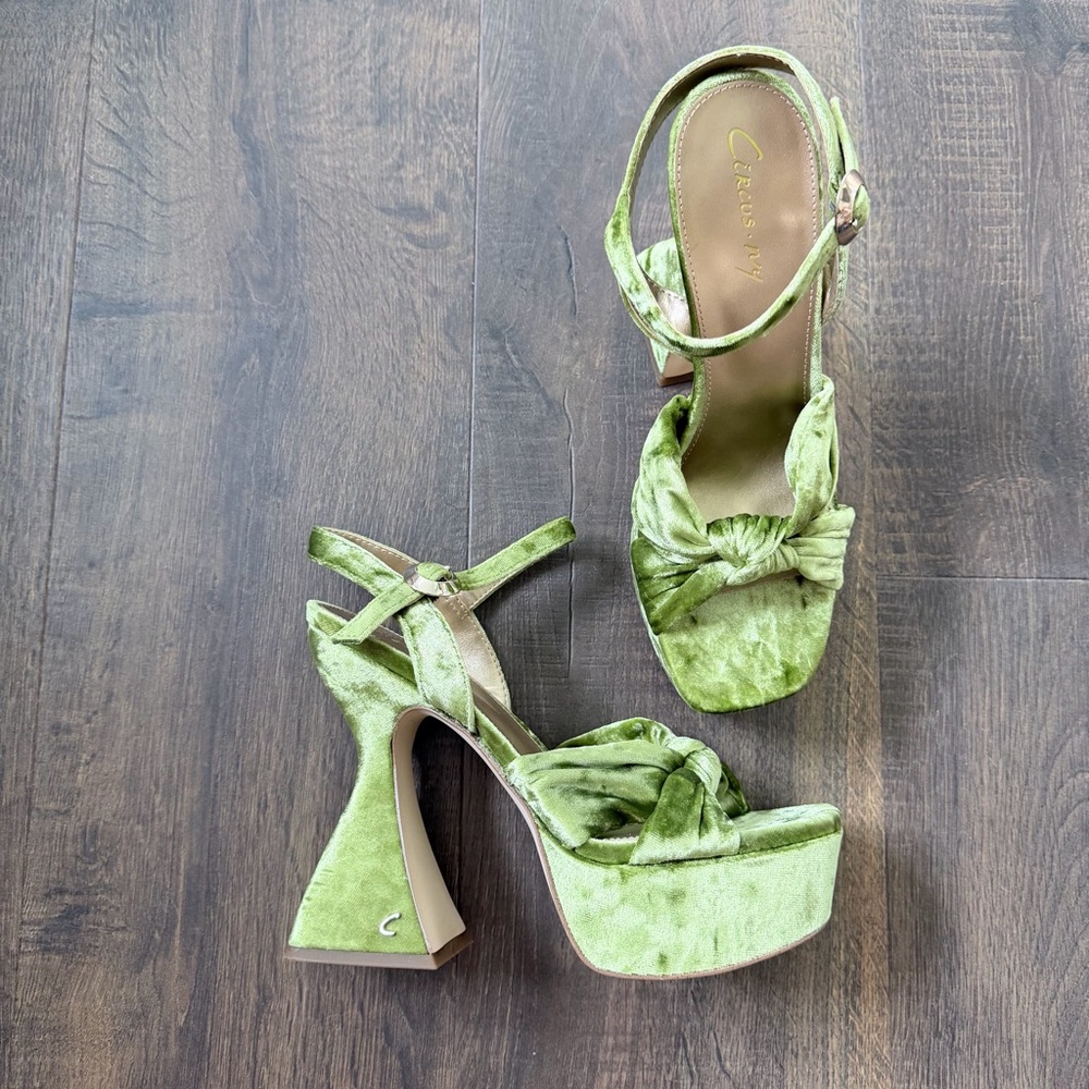 Sam Edelman Circus NY Audrea Platform Sandal | L. Jade Velvet | Size: 8 - Picture 5 of 7